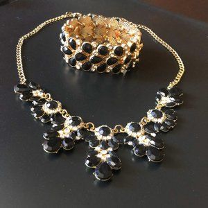 Statement Jewelry Set Bracelet and Necklace